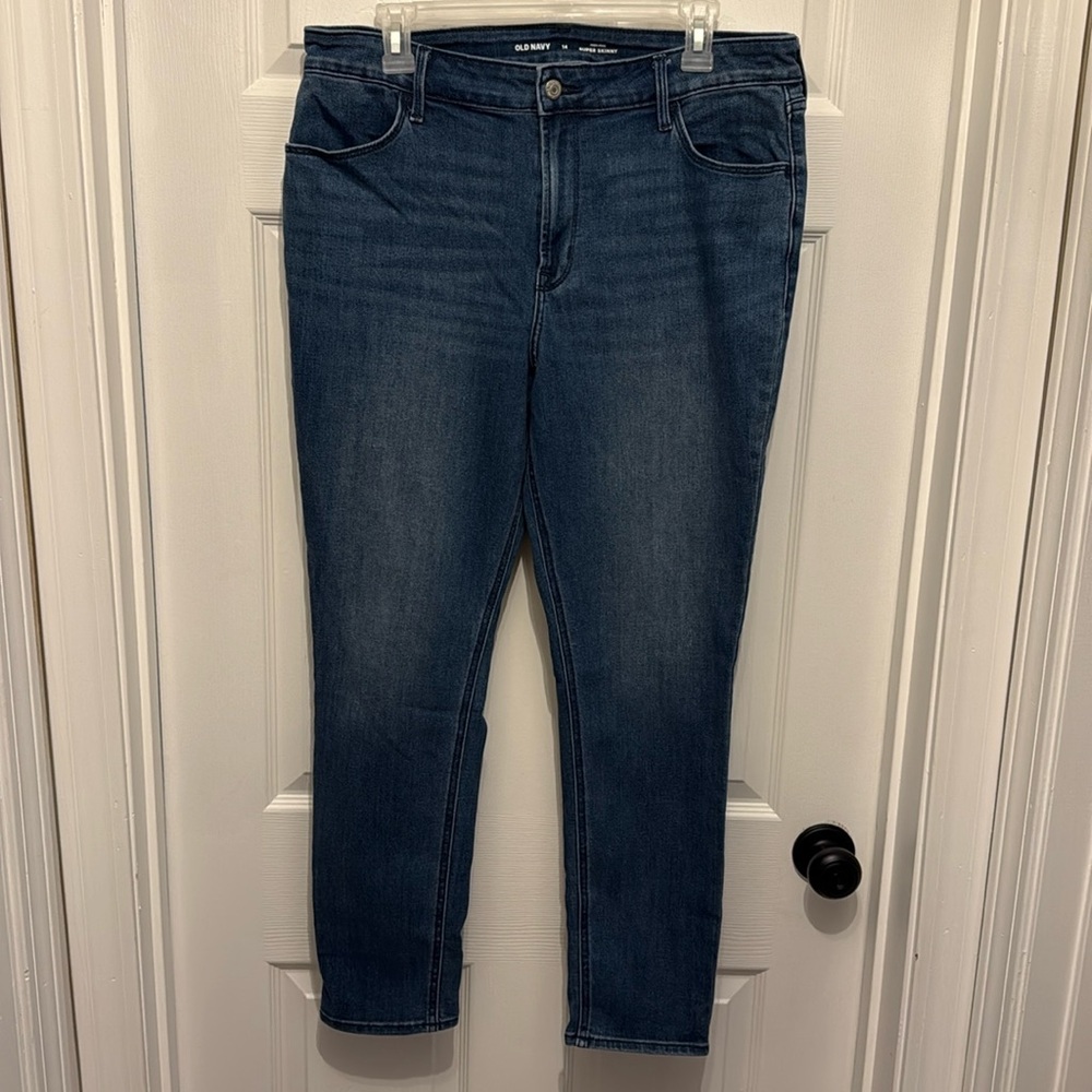 Women’s Old Navy super skinny high rise jeans